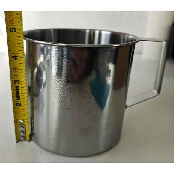 Sleek Silver Oil Storage Can with Lid - Picture 4 of 5